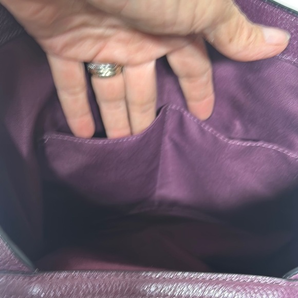 Coach Hallie Shoulder Bag Refined pebble leather Boysenberry Purple / Gold - Picture 14 of 16